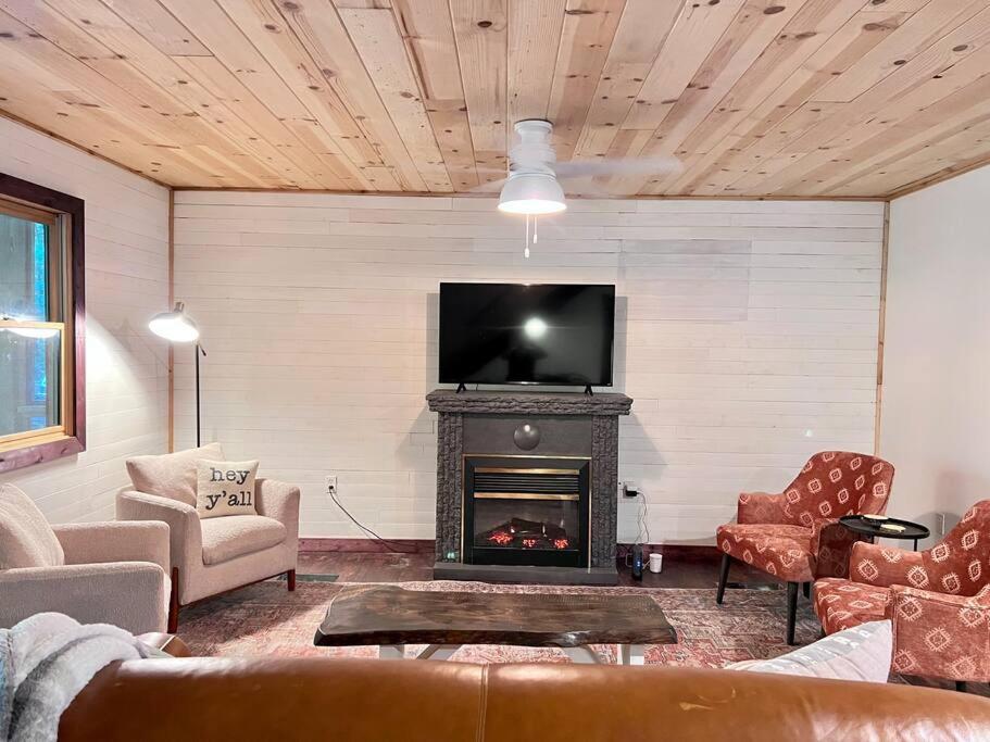 Close To Lake Blue Ridge, Hot Tub, Swing Beds Morganton Buitenkant foto