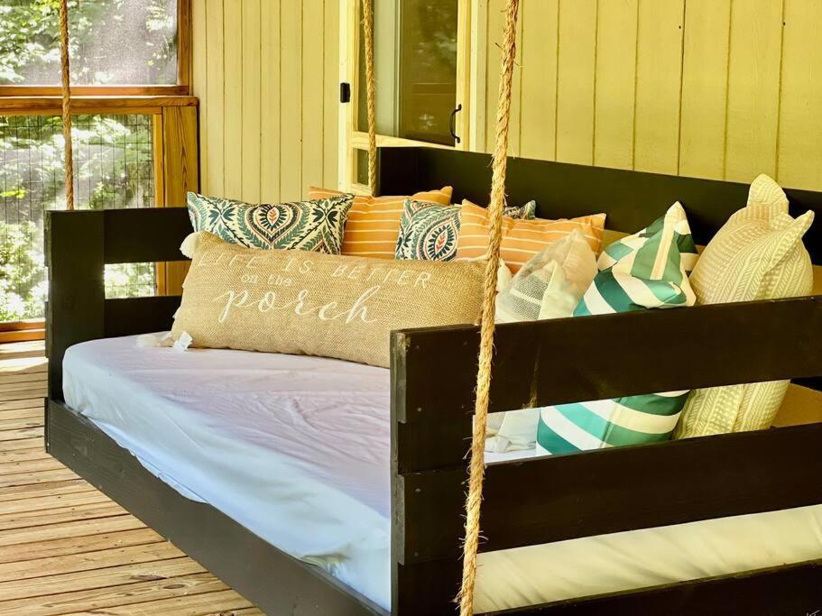 Close To Lake Blue Ridge, Hot Tub, Swing Beds Morganton Buitenkant foto
